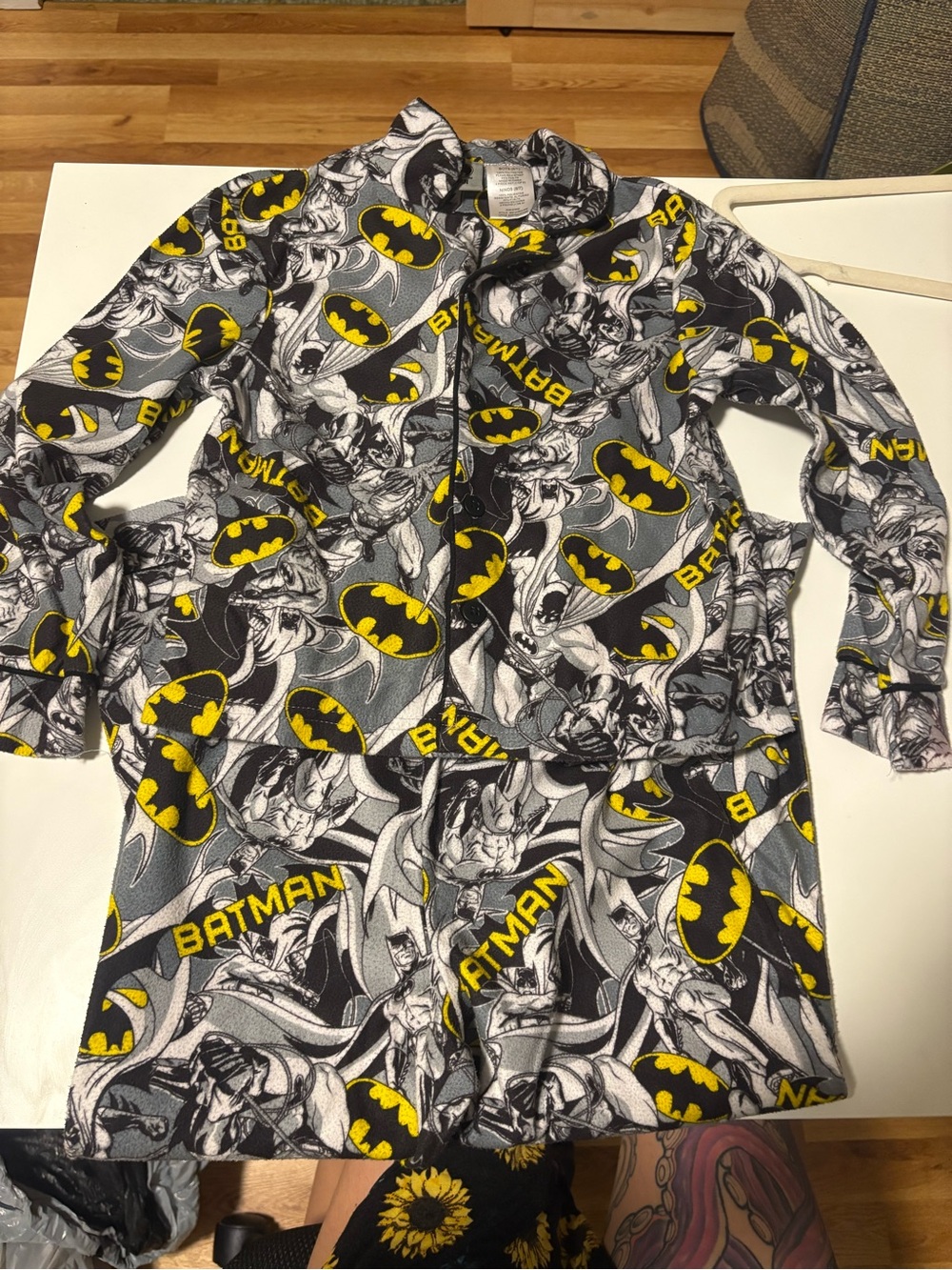 Warner Bros. Batman Fleece Pajama Set - Yellow, Black & Gray